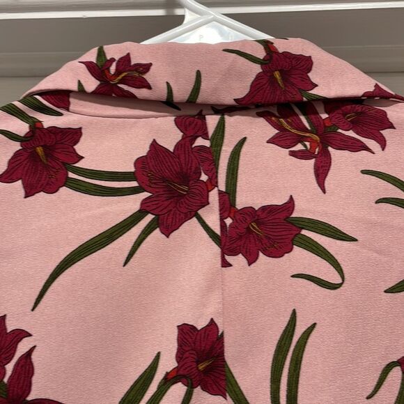 JustFab Single button floral blazer size 2X pink w/ floral pattern polyester - Picture 7 of 8